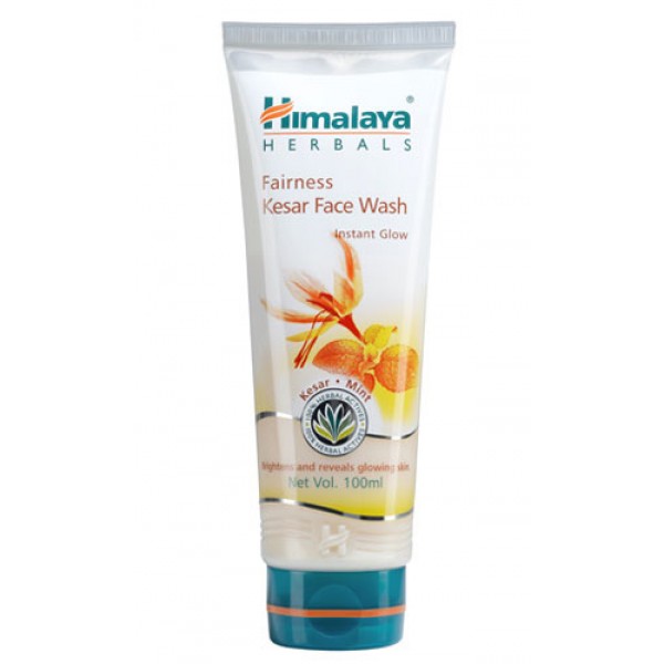 Himalaya Ayurvedic Fairness Kesar Face Wash (100 grams)